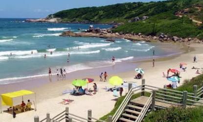 paquete a praia do rosa con sumaj travel