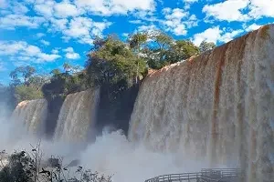 paquete a cataratas del iguazu con sumaj travel